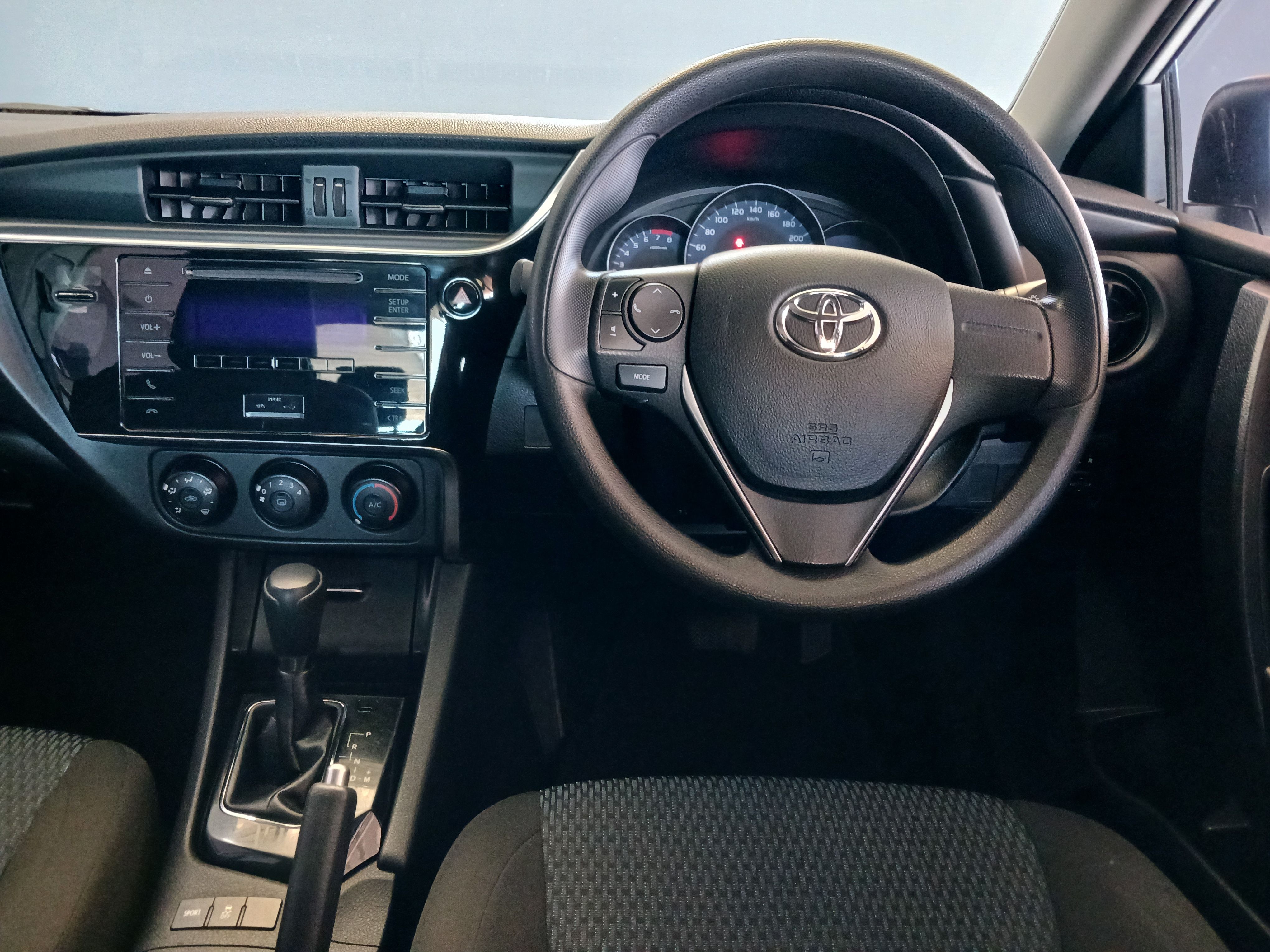 Corolla Quest 1.8 CVT Quest 1.8 CVT Sedan