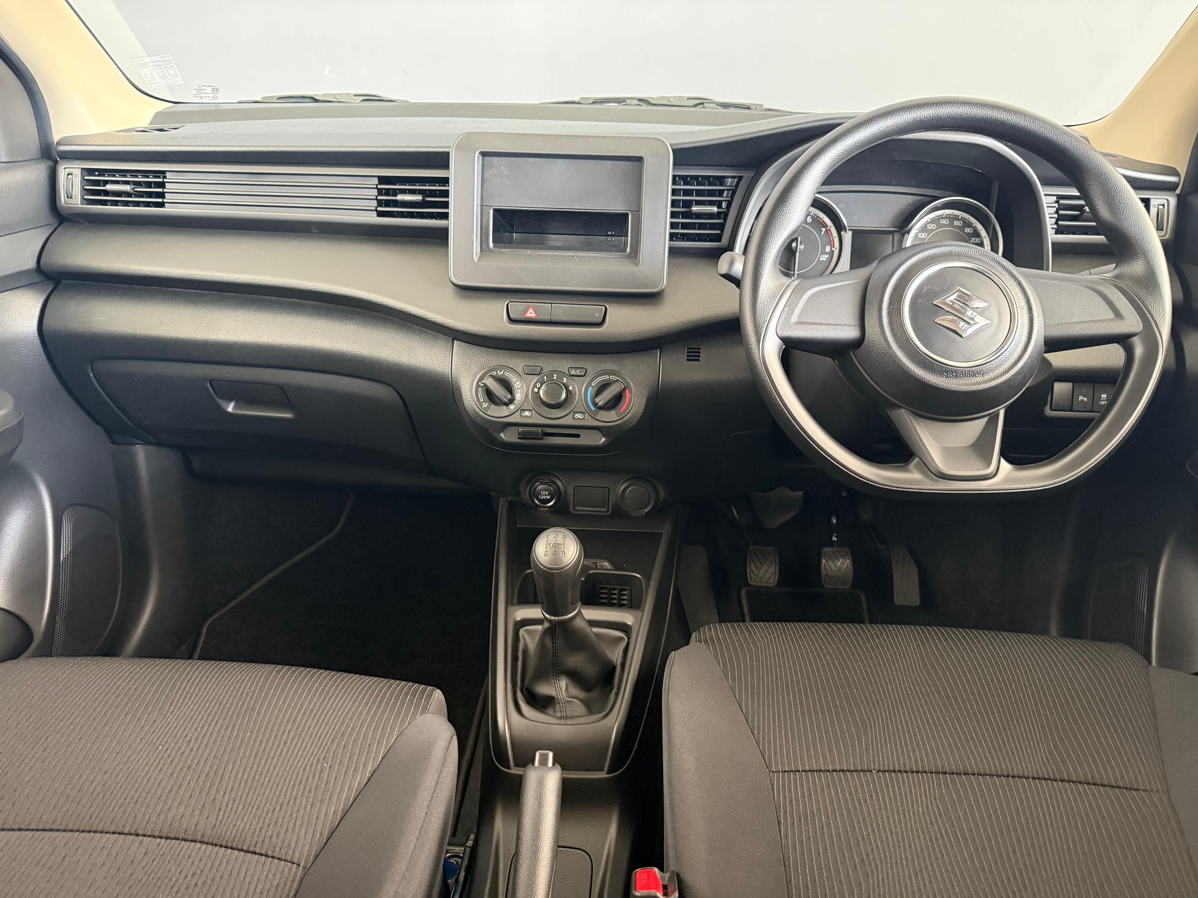 SUZUKI ERTIGA 1.5 GA Ertiga 1.5 GA - 10