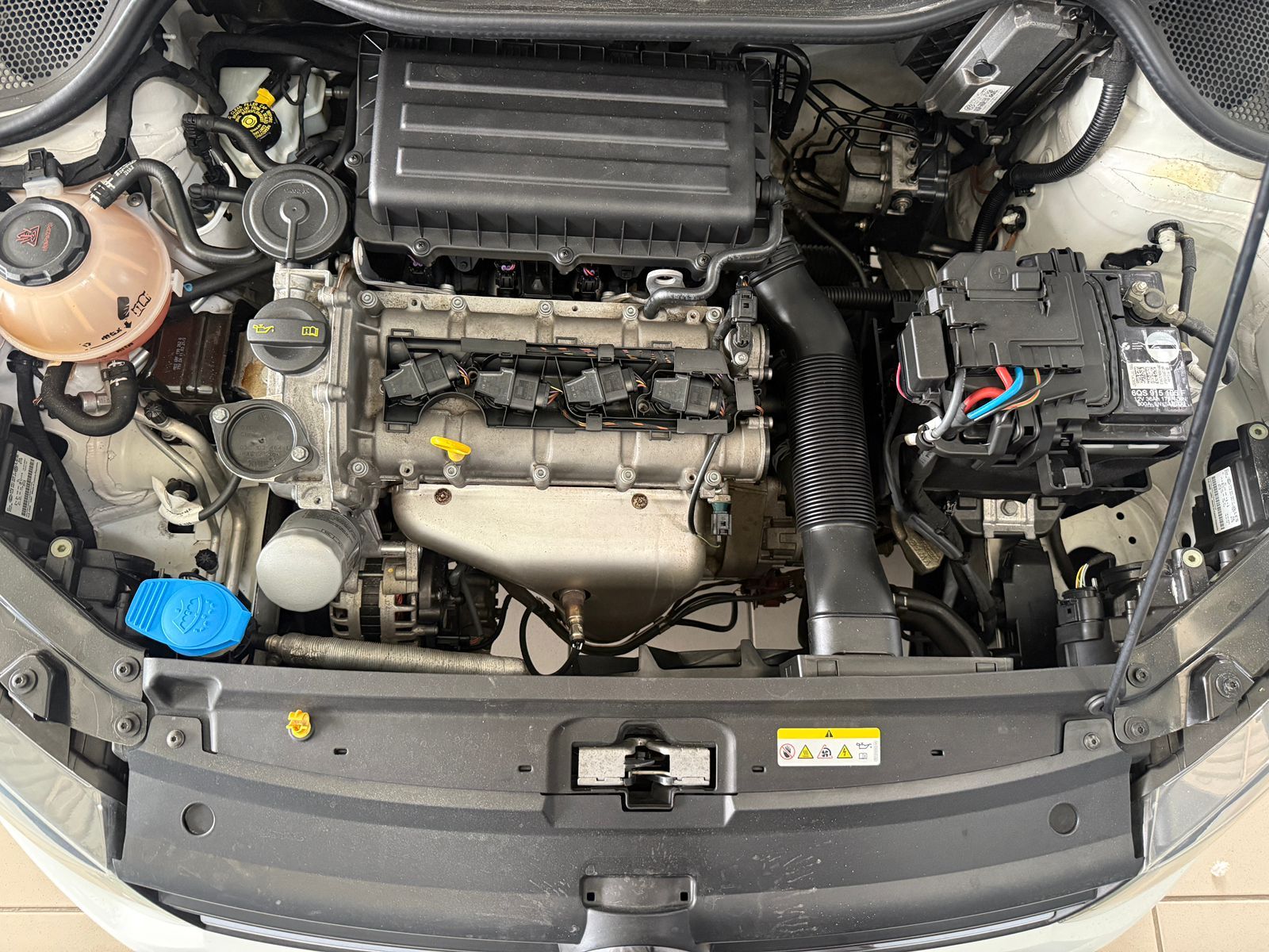 VOLKSWAGEN POLO VIVO 1.4 TRENDLINE Polo Vivo 1.4 Trendline - 14