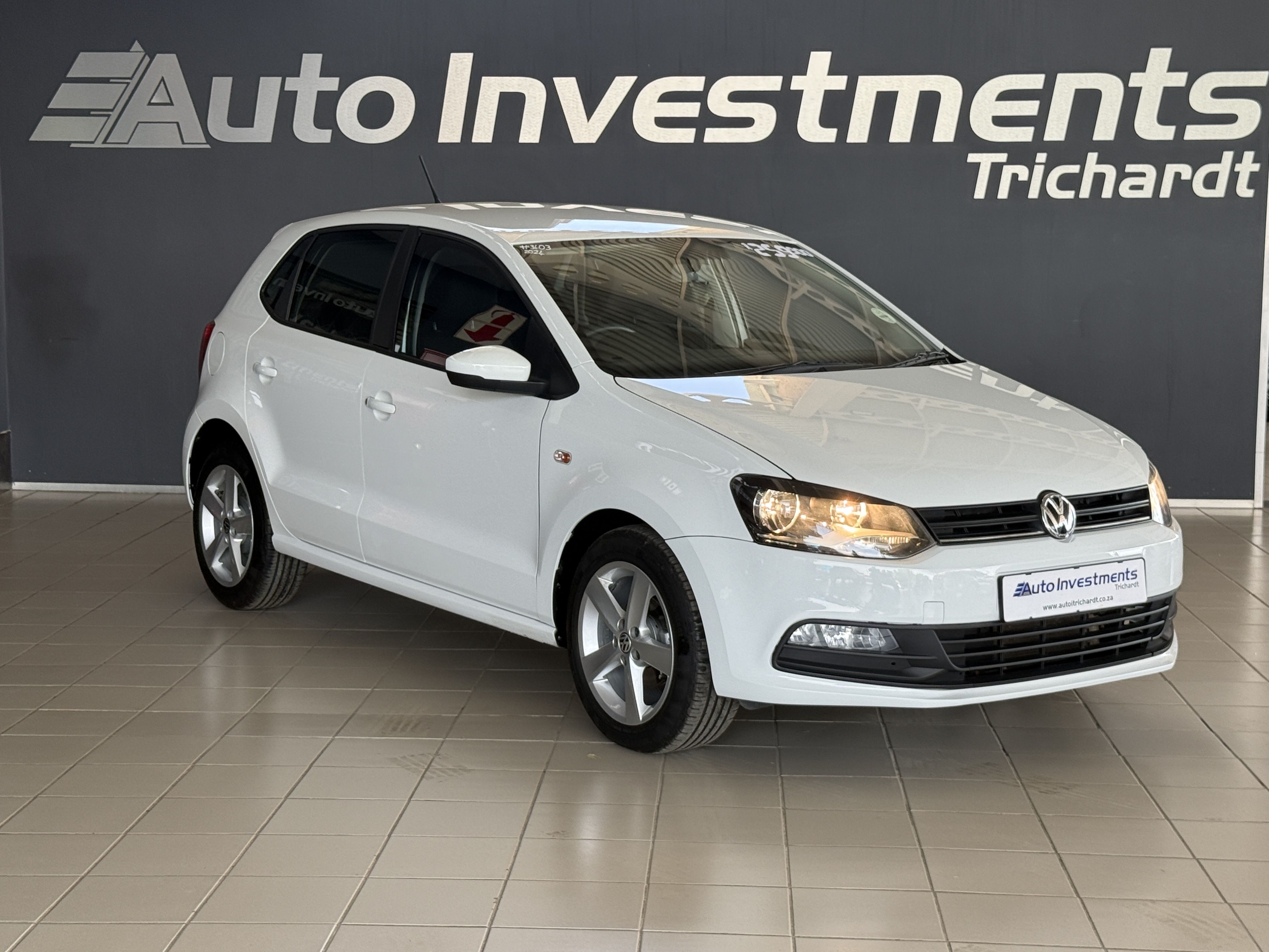 VOLKSWAGEN POLO VIVO 1.6 COMFORTLINE Polo Vivo 1.6 Comfortline - 1