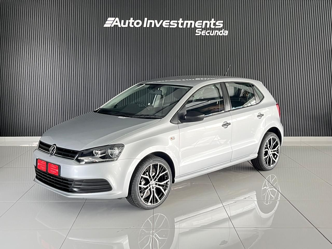 VOLKSWAGEN POLO VIVO 1.4 TRENDLINE Polo Vivo 1.4 Trendline - 1