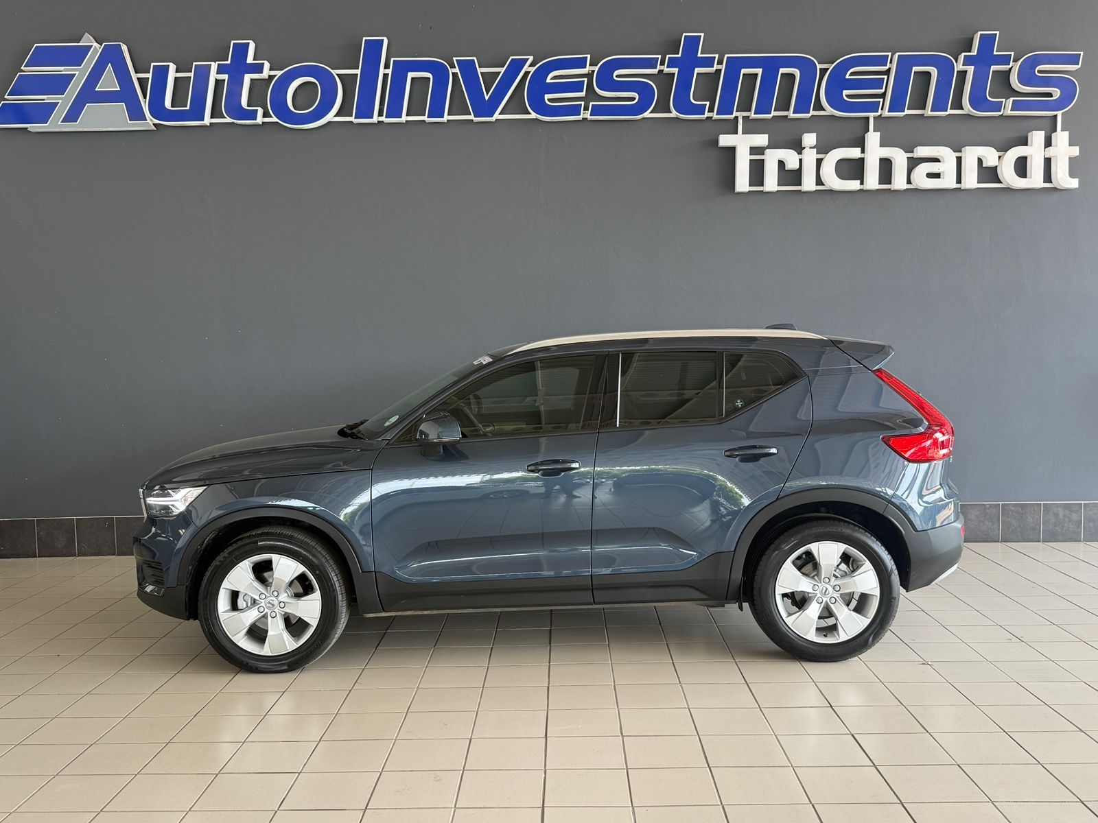 VOLVO XC40 T3 1.5 MOMENTUM GEARTRONIC XC40 T3 1.5 Momentum Geartronic - 3