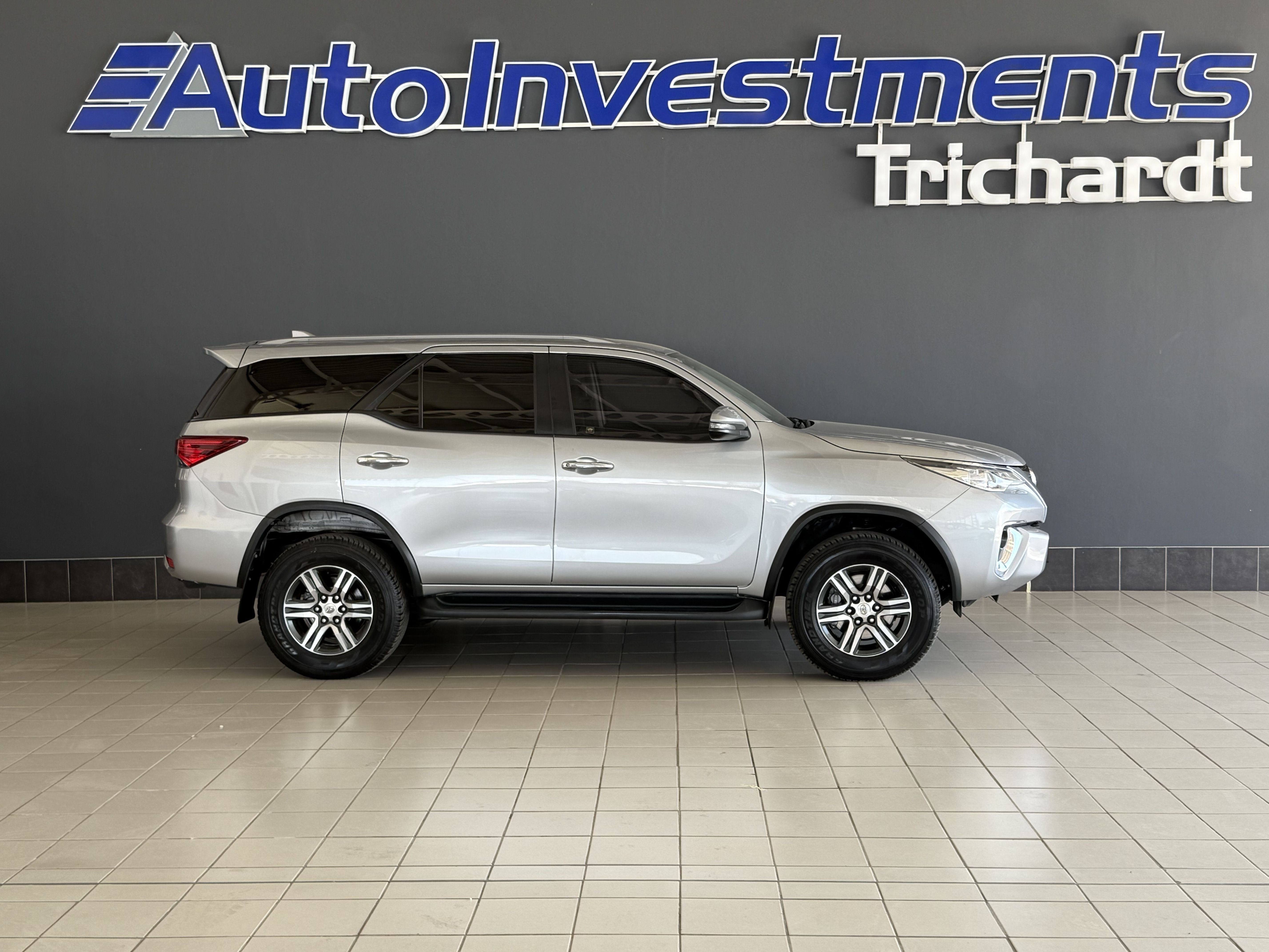 TOYOTA FORTUNER 2.4GD-6 FORTUNER 2.4GD-6 - 4