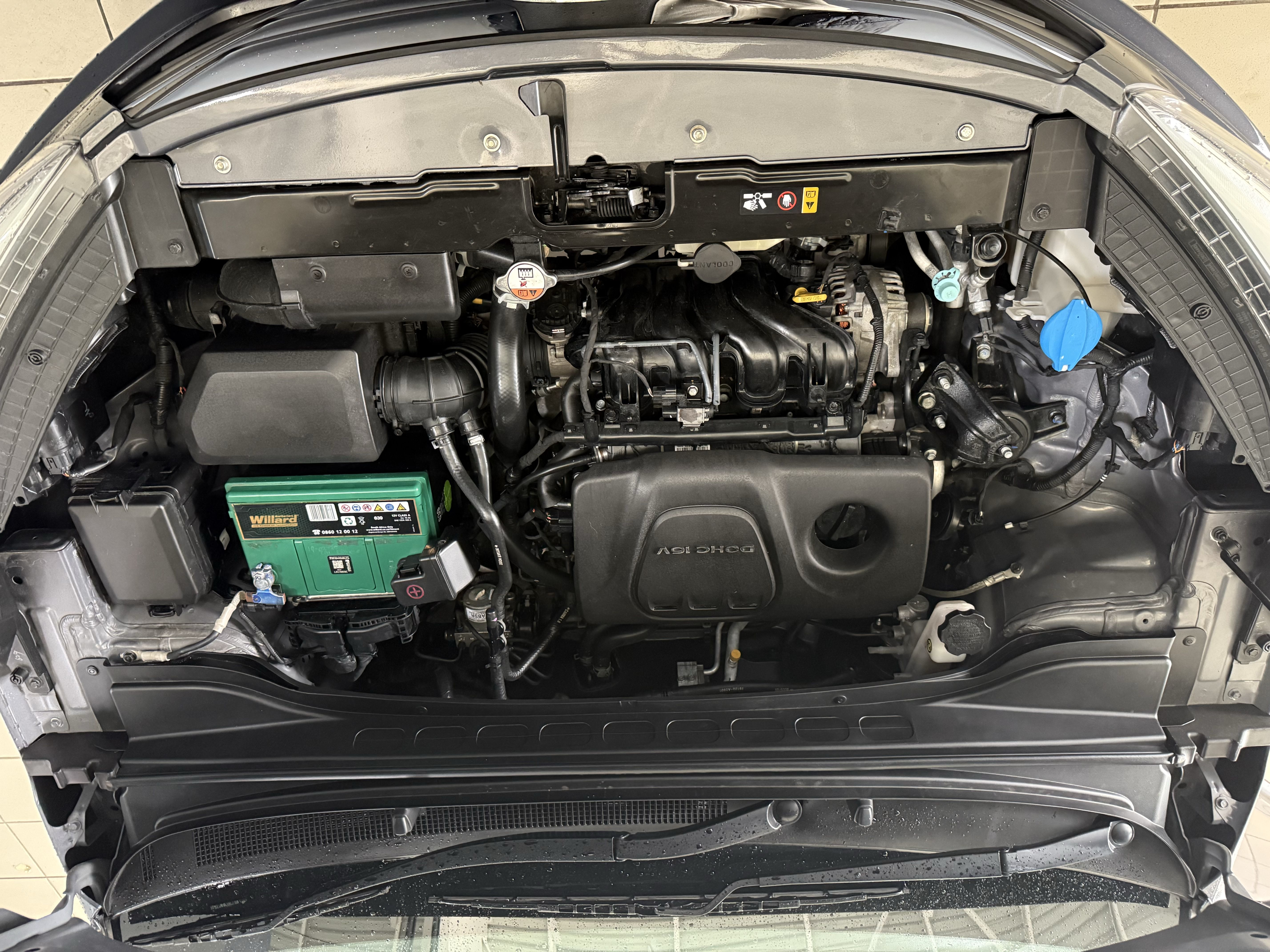 HYUNDAI CRETA 1.6 - 6