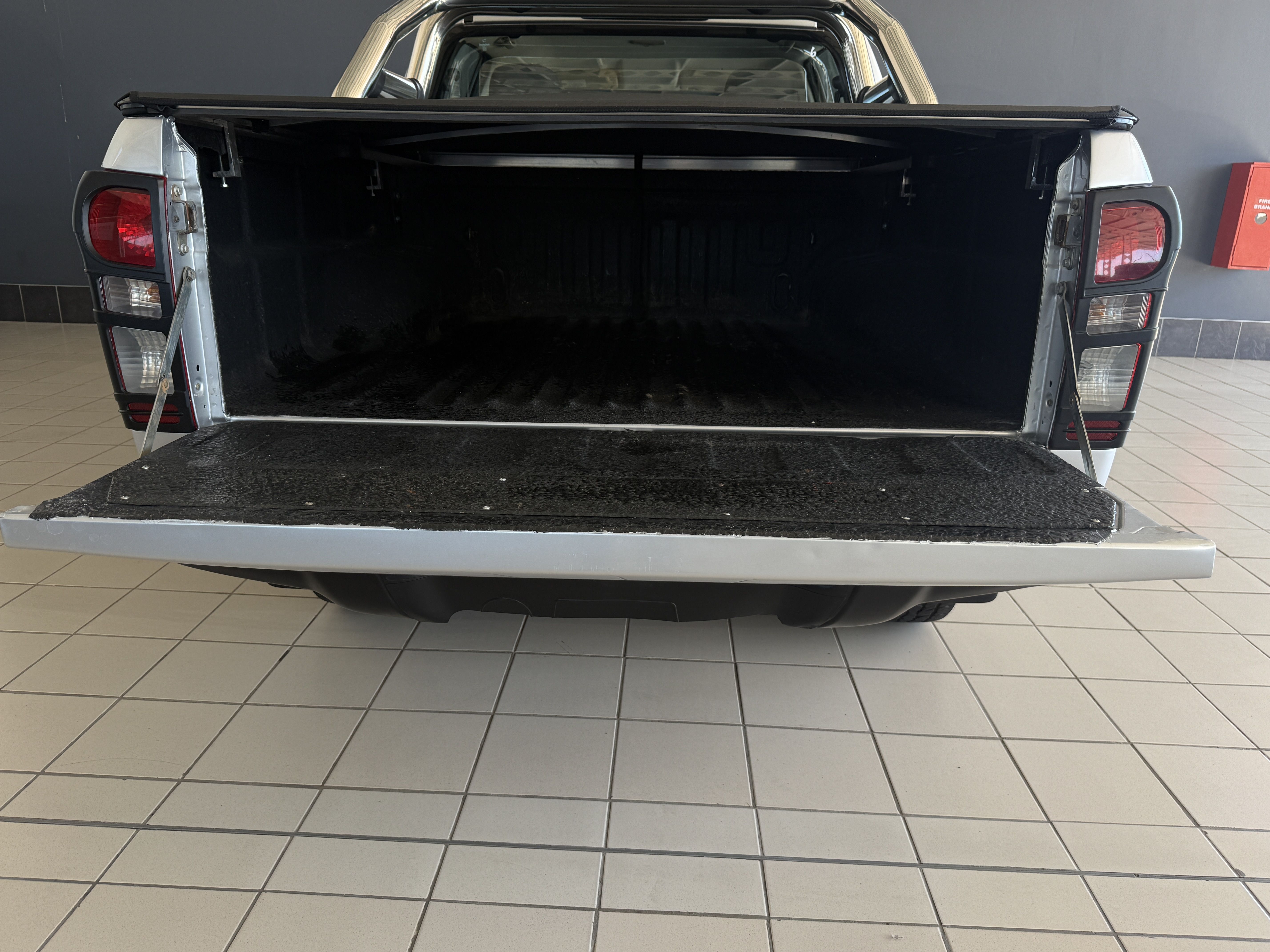 ISUZU 250 DMAX 4X4 D/CAB PICK UP 250 DMAX 4x4 D/Cab Pick Up - 6