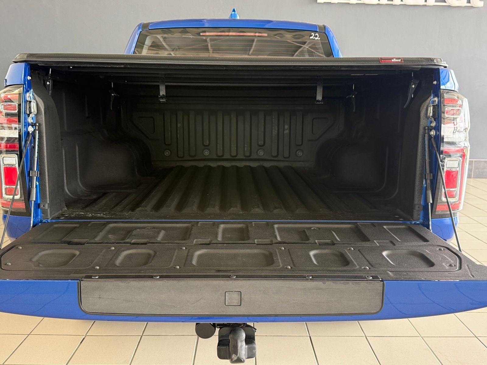 GWM P SERIES 2.0 TD DOUBLE CAB LT 4X4 2.0 TD Double Cab LT 4X4 - 6