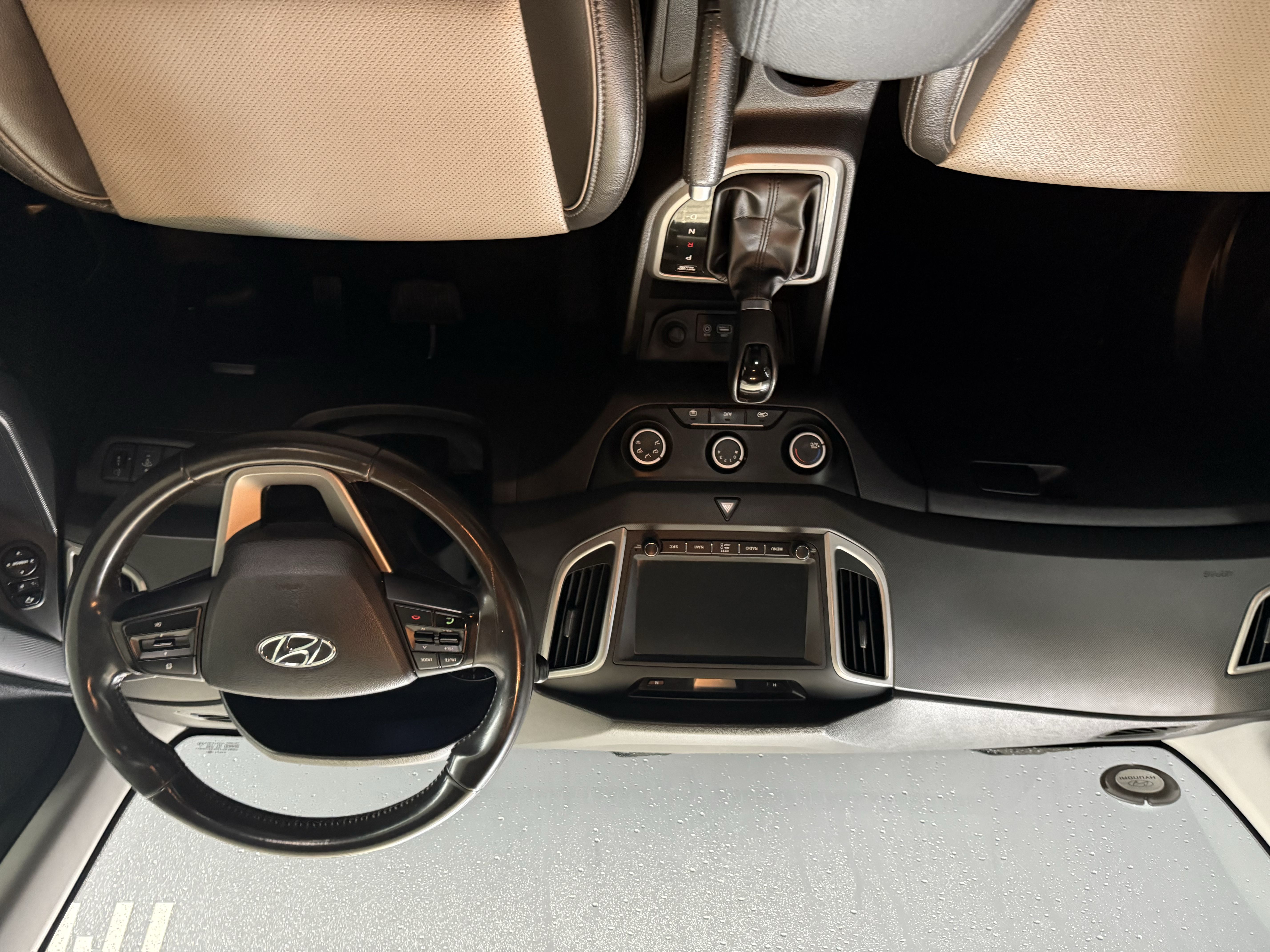 HYUNDAI CRETA 1.6 - 7
