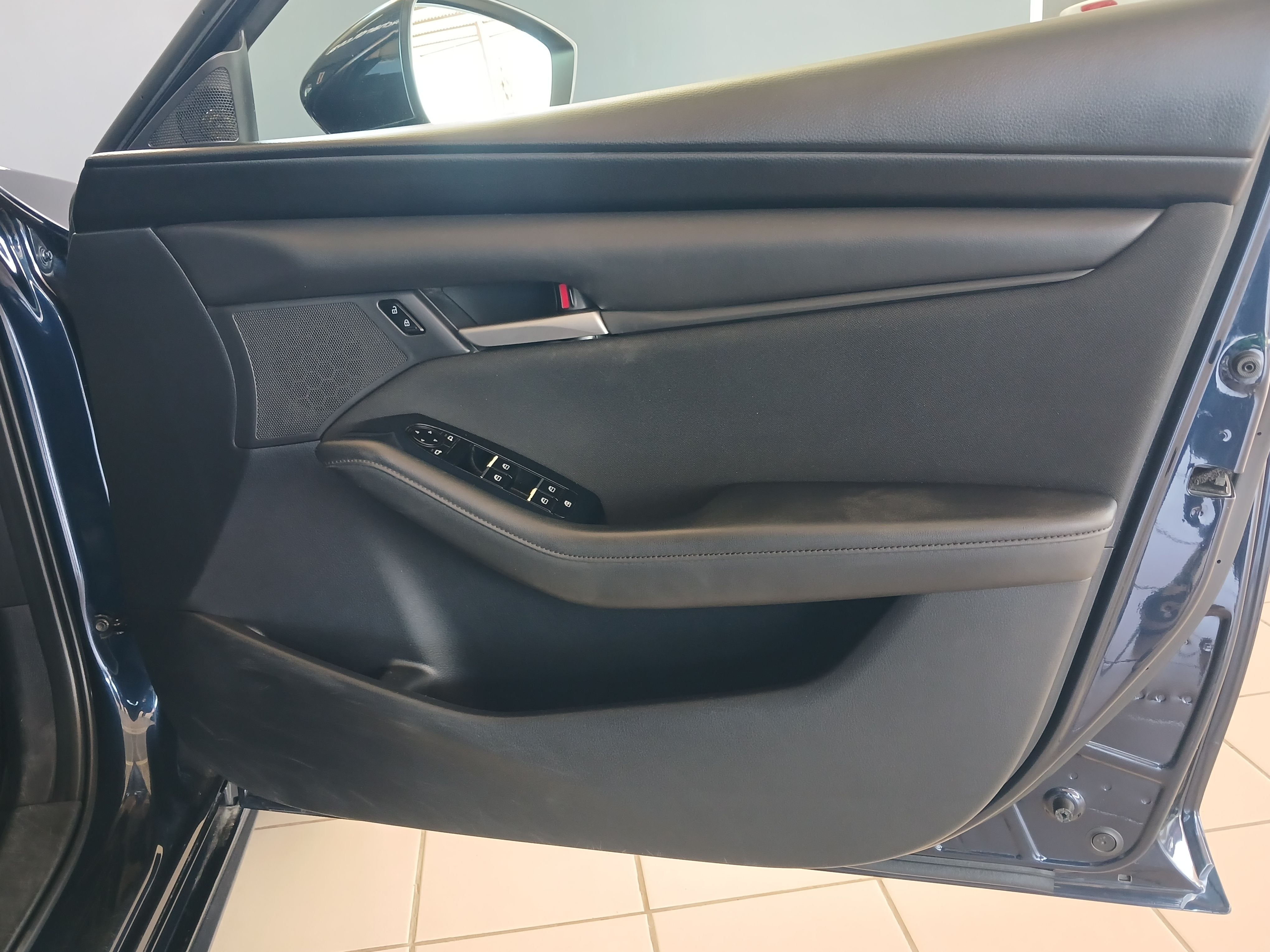 MAZDA MAZDA 3 Mazda 3 1.5 Active