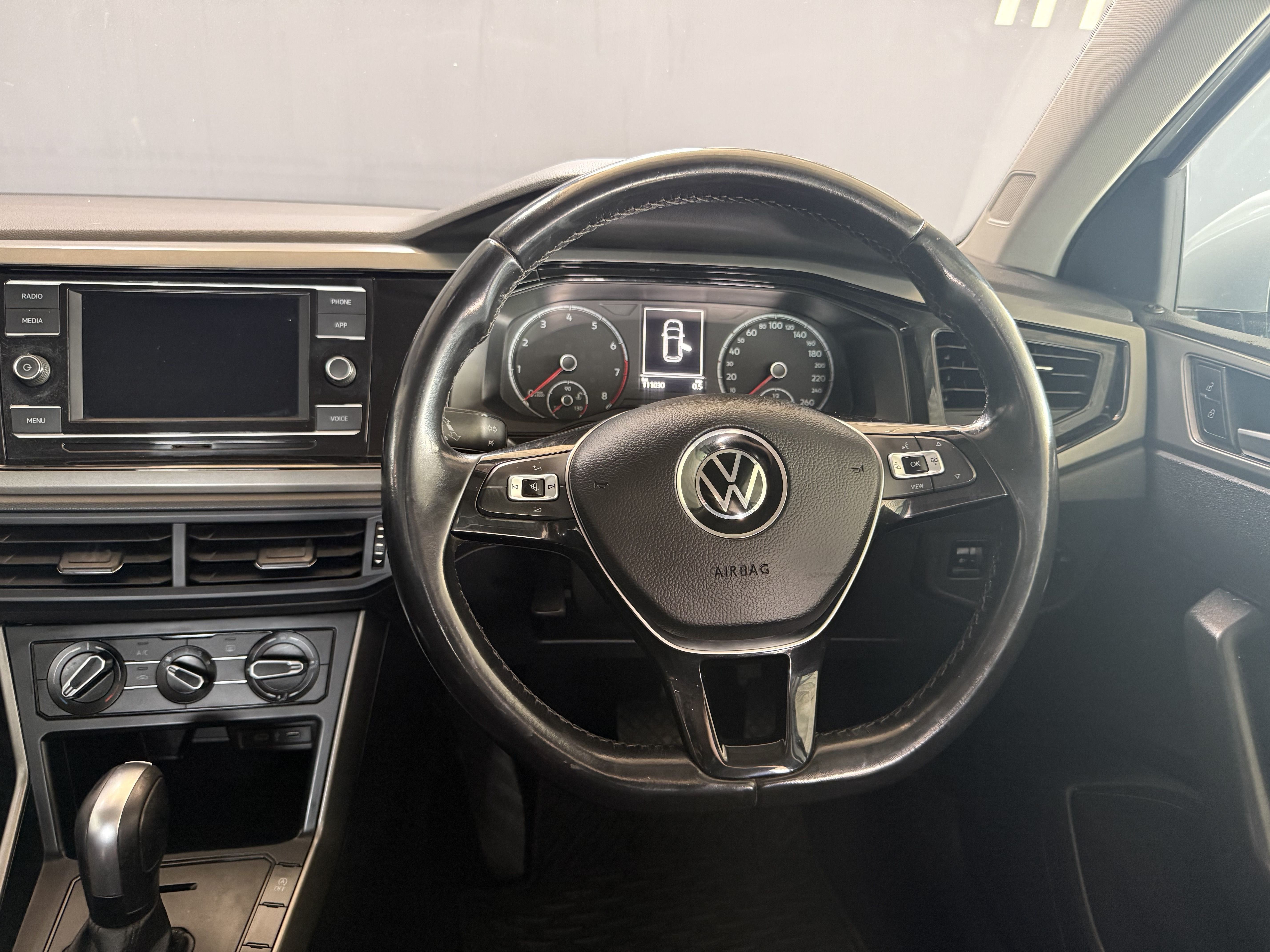 VOLKSWAGEN POLO 1.0TSI  COMFORTLINE DSG Polo 1.0TSI  Comfortline DSG - 7