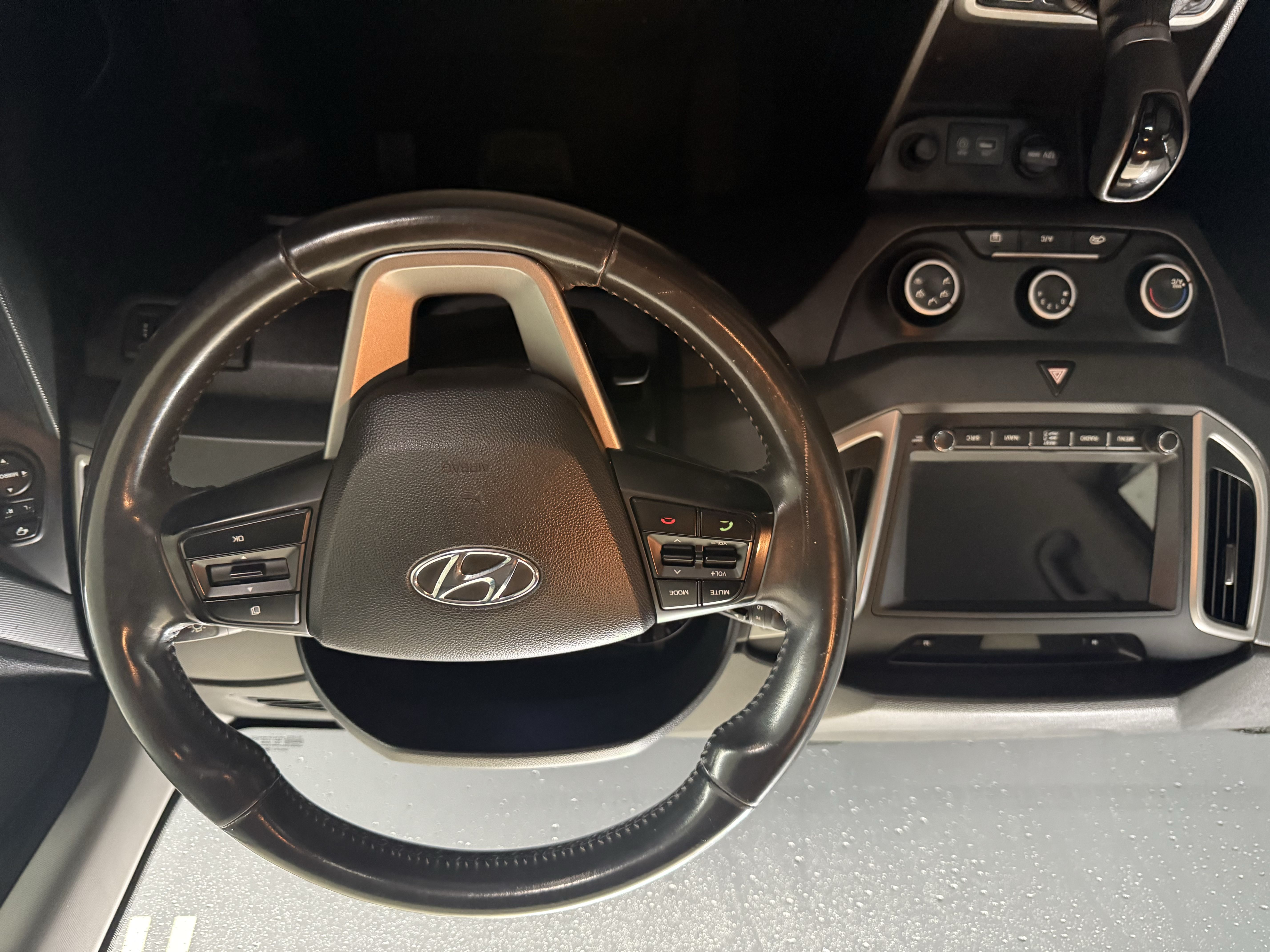HYUNDAI CRETA 1.6 - 8