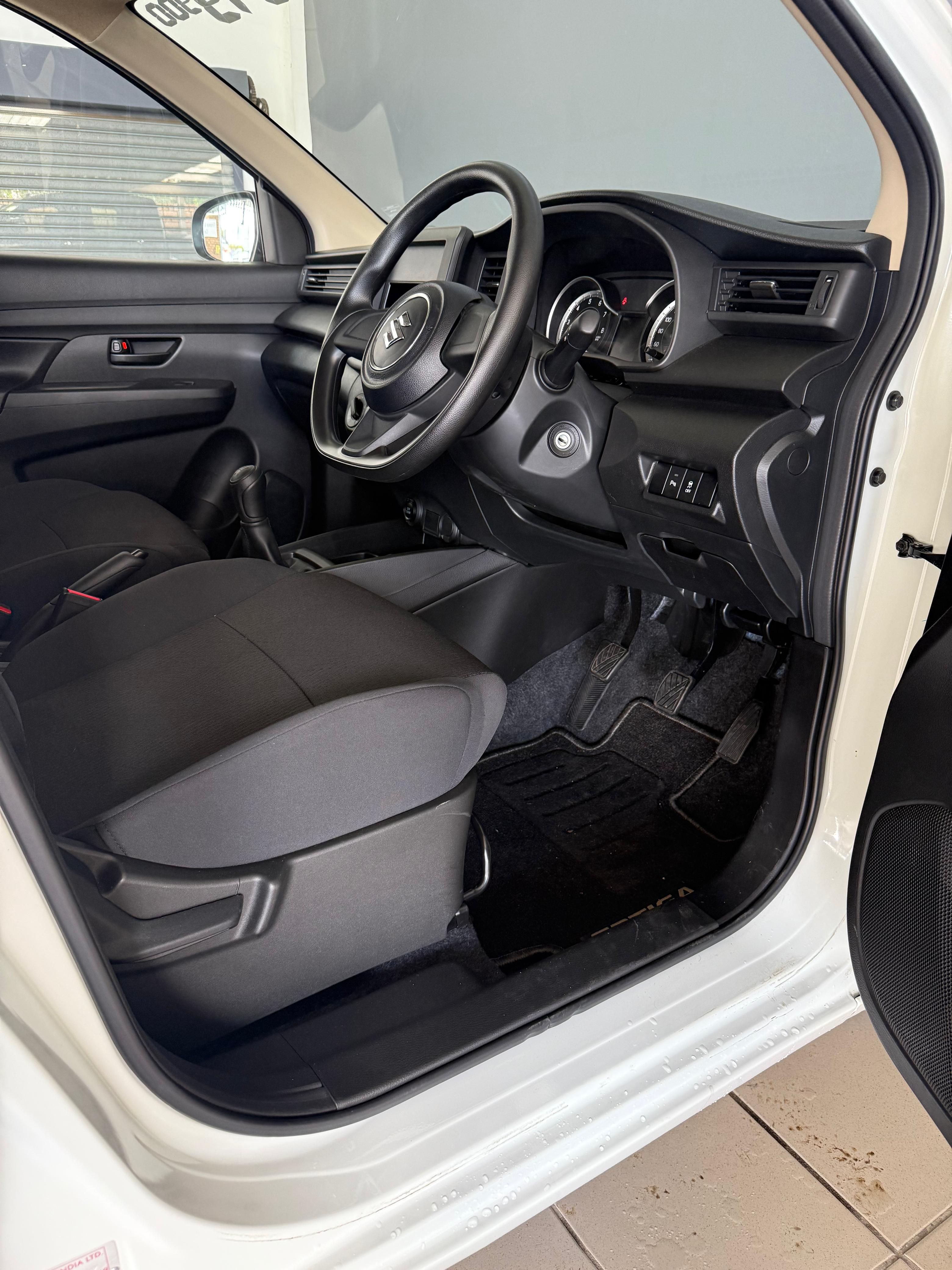 SUZUKI ERTIGA 1.5 GA Ertiga 1.5 GA - 9
