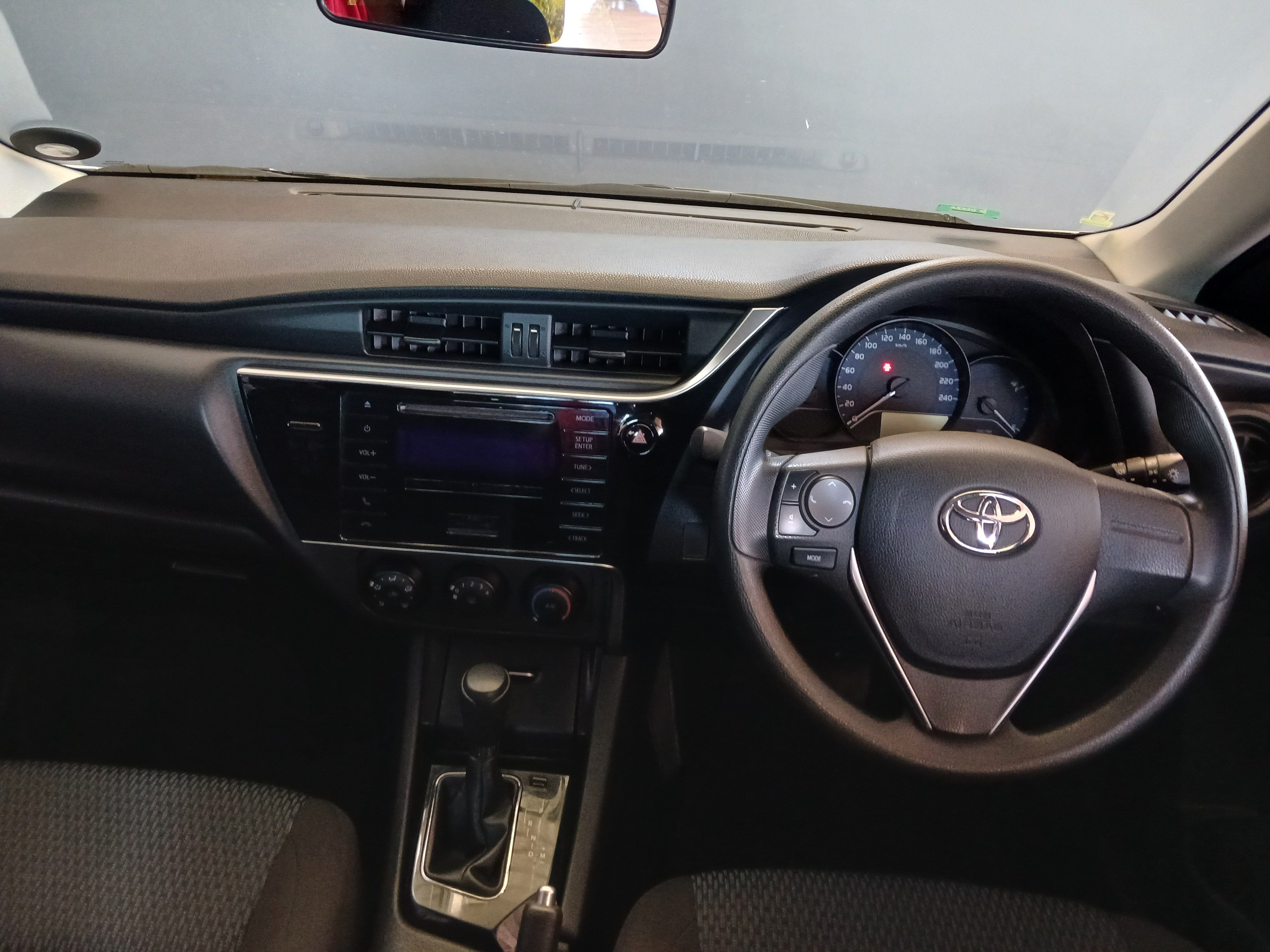 Corolla Quest 1.8 CVT Quest 1.8 CVT Sedan