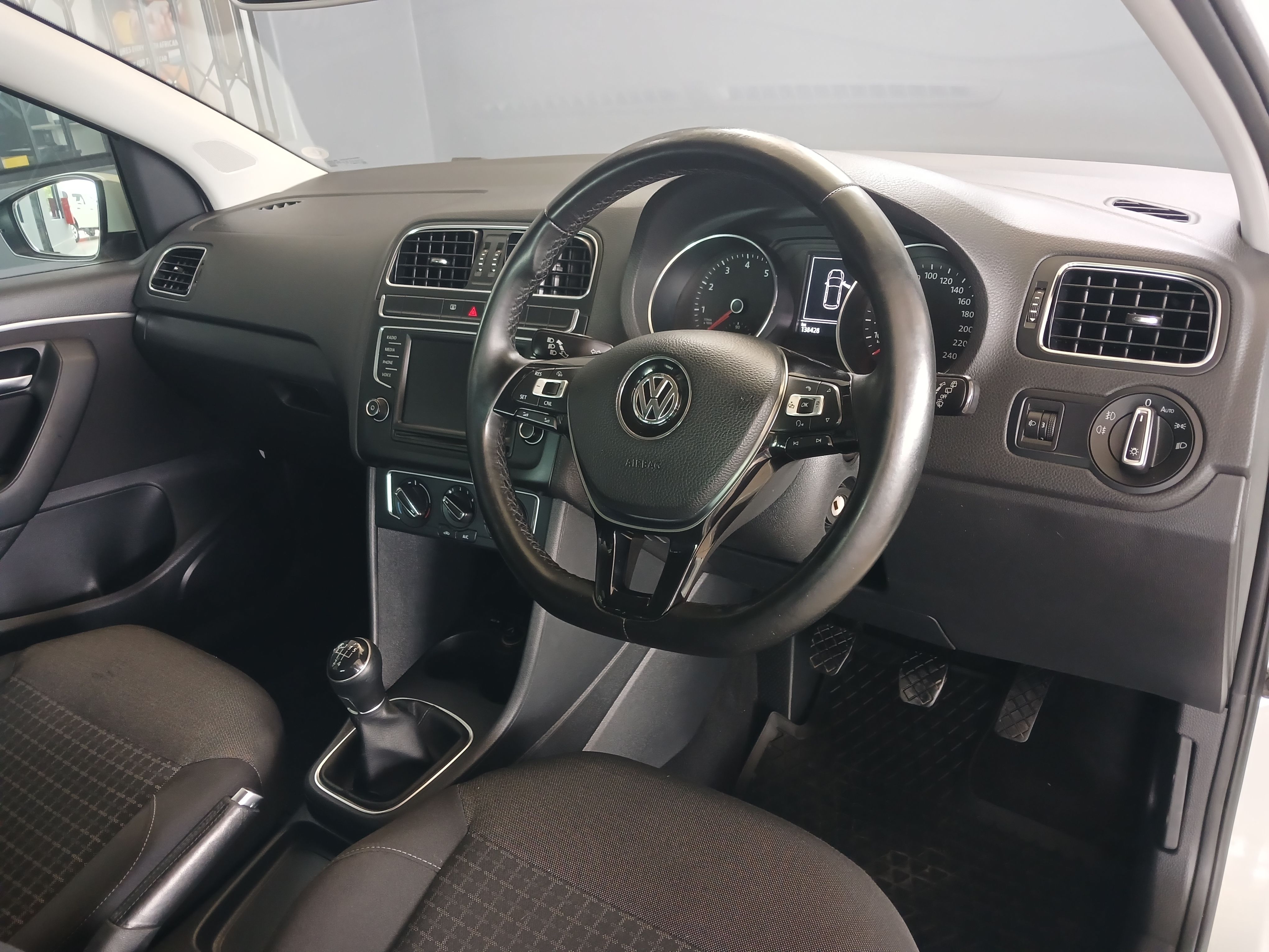 Volkswagen Polo GP 1.2 TSI Comfortline Polo GP 1.2 TSI Comfortline